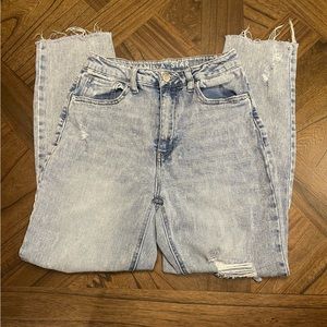 Vanilla Star Hi-Rise Mom Jeans